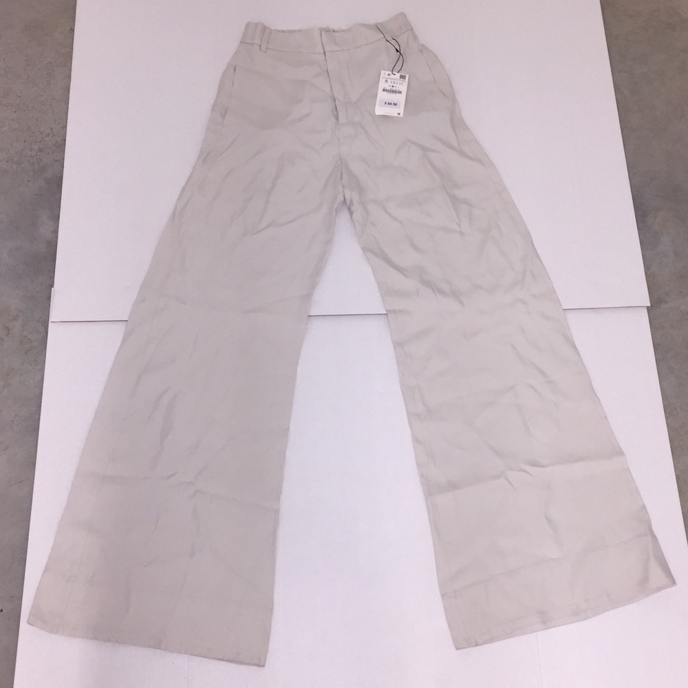 Hi-Waist Wide Leg Cream Pants *tiny flaws*